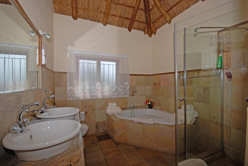 Hoopoe Haven Guest House Chartwell 外观 照片