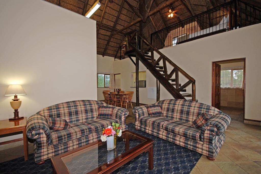 Hoopoe Haven Guest House Chartwell 外观 照片