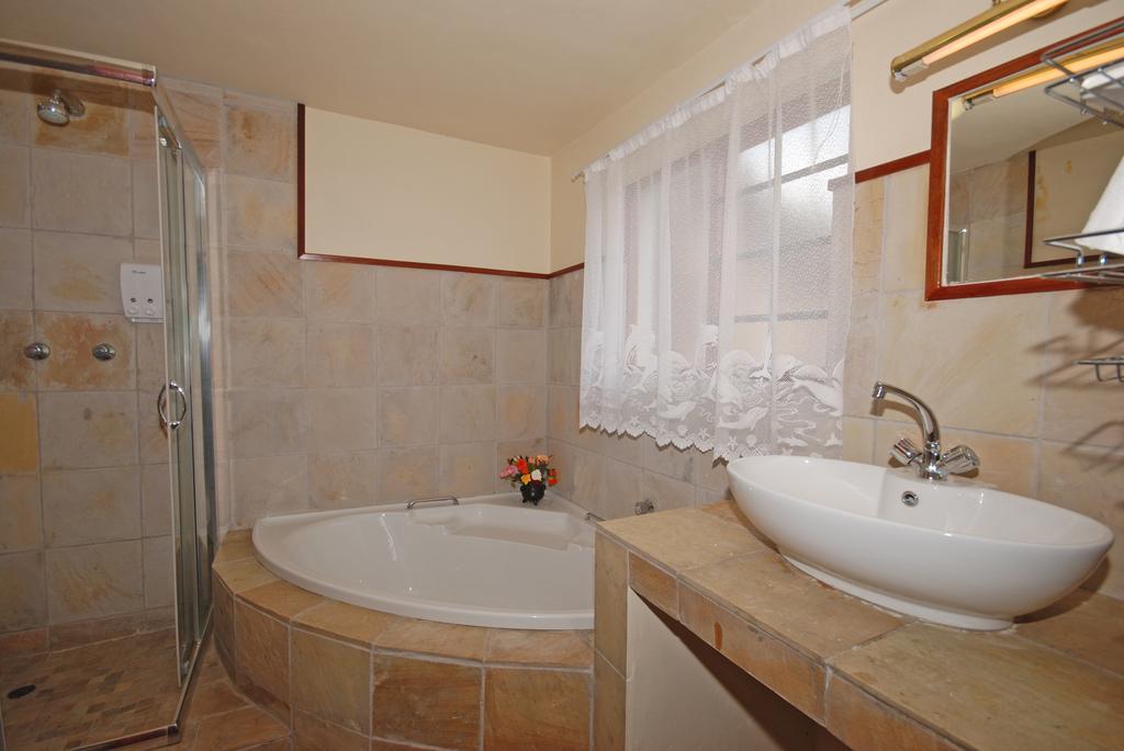 Hoopoe Haven Guest House Chartwell 外观 照片